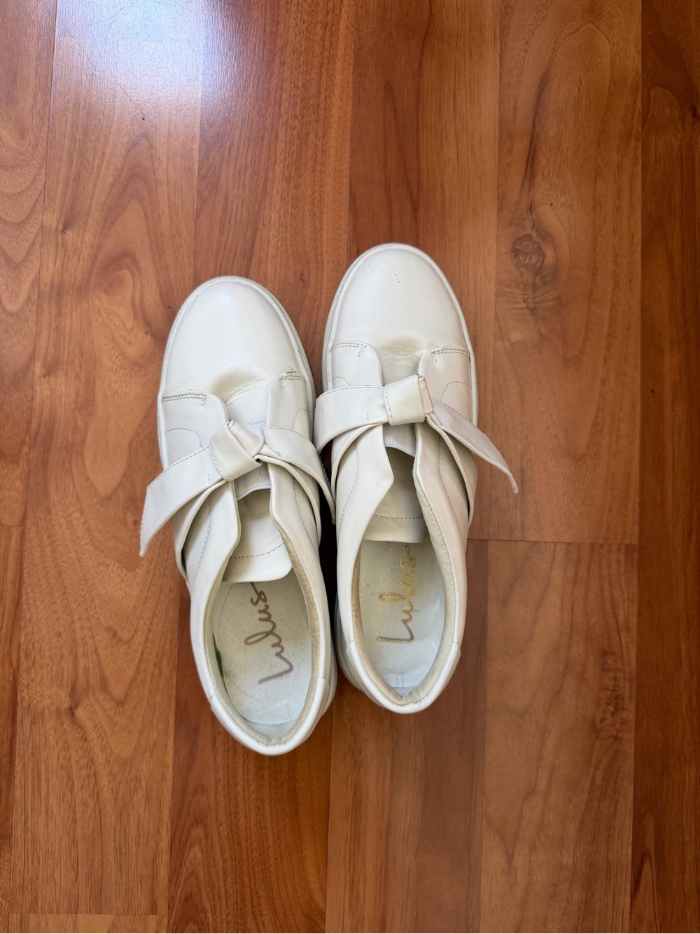 Lulu's Cream Bow Slip-On Flats